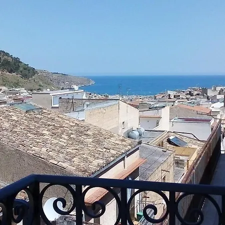 Apartment Marelusa *