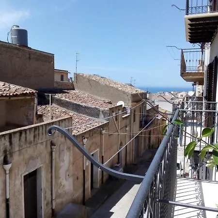 Marelusa Apartment *